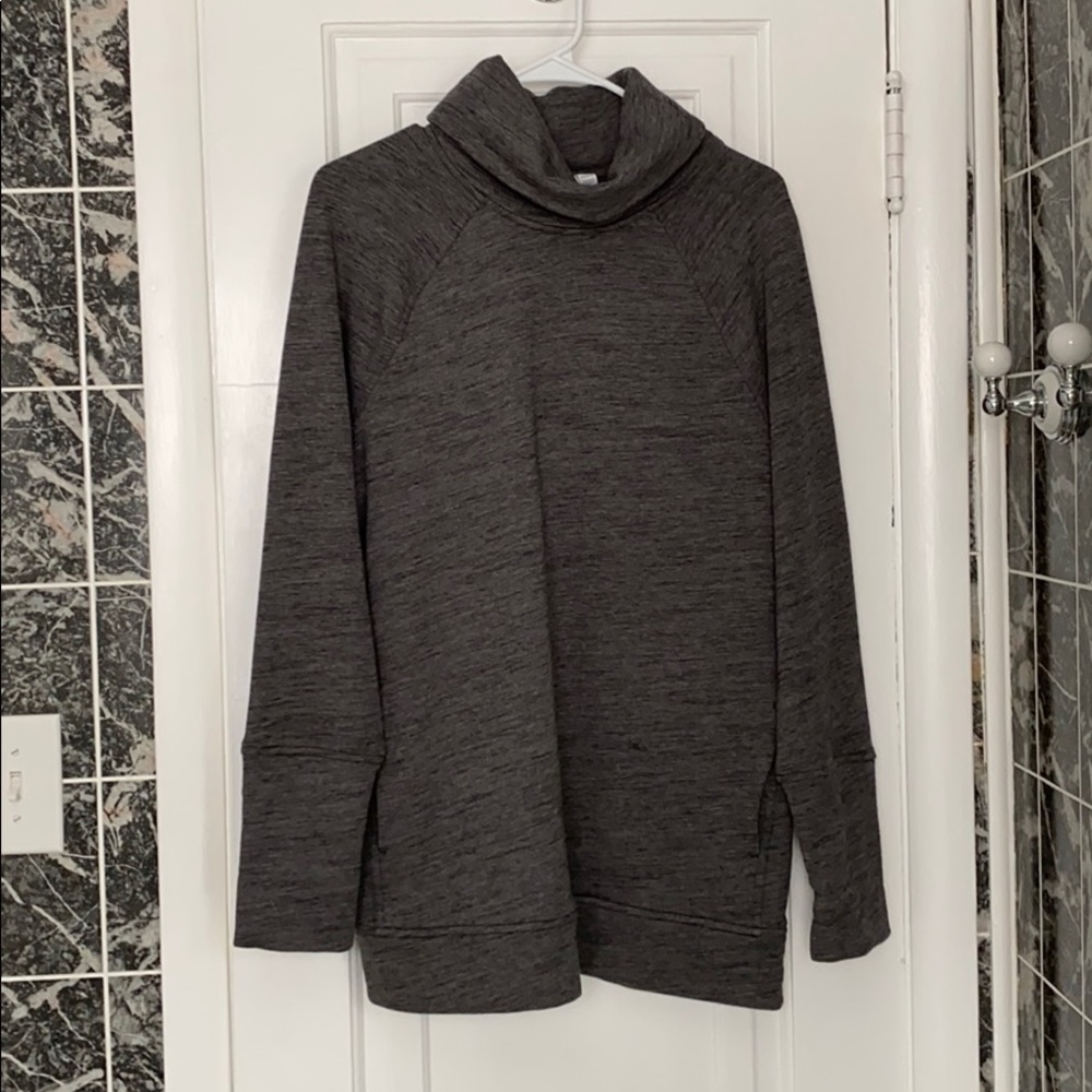 Lululemon grey/black long sweater